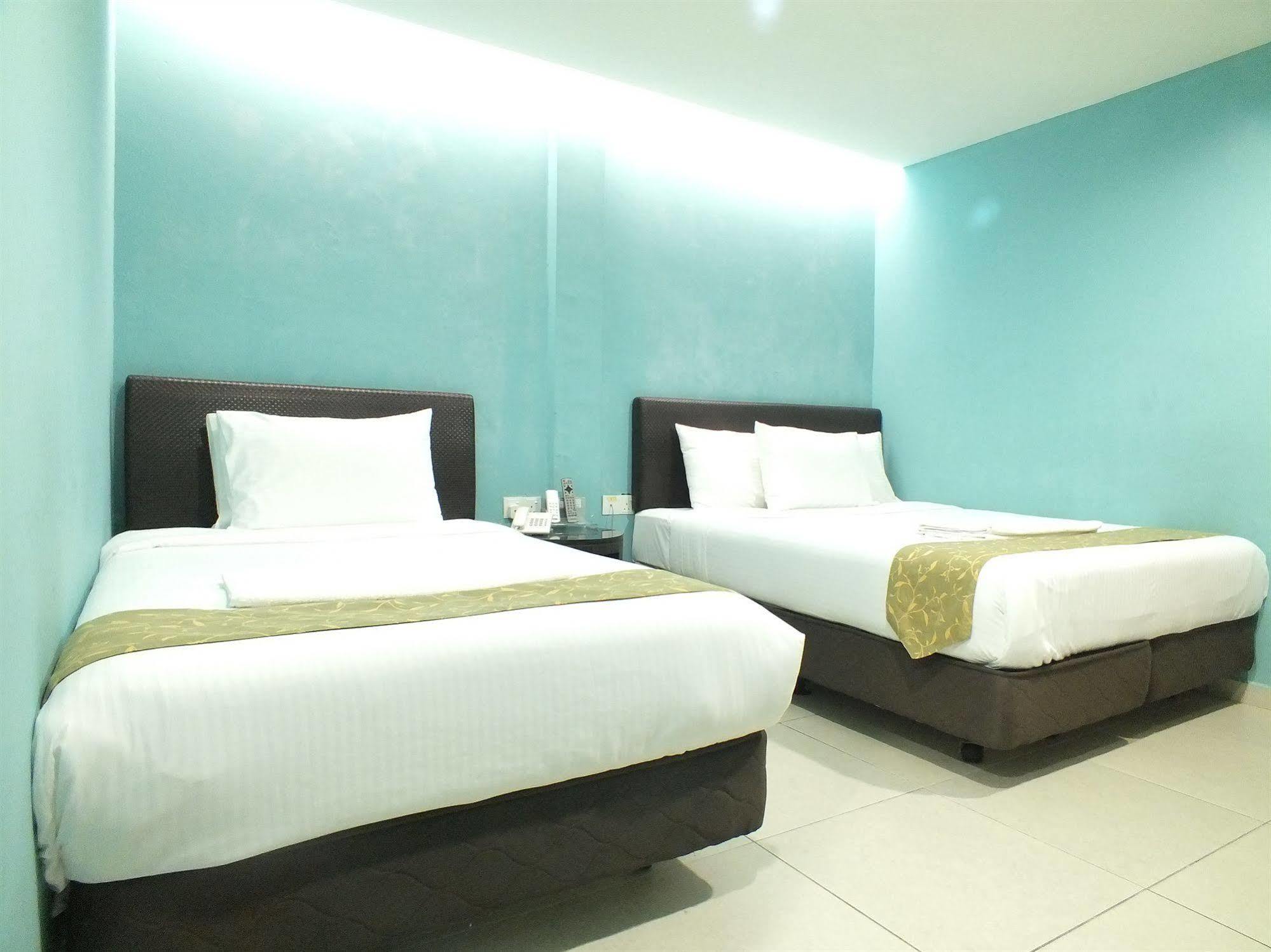 โอโย 90030 โฮเต็ล อัลจาฟส์ Hotel กัวลาลัมเปอร์ ภายนอก รูปภาพ